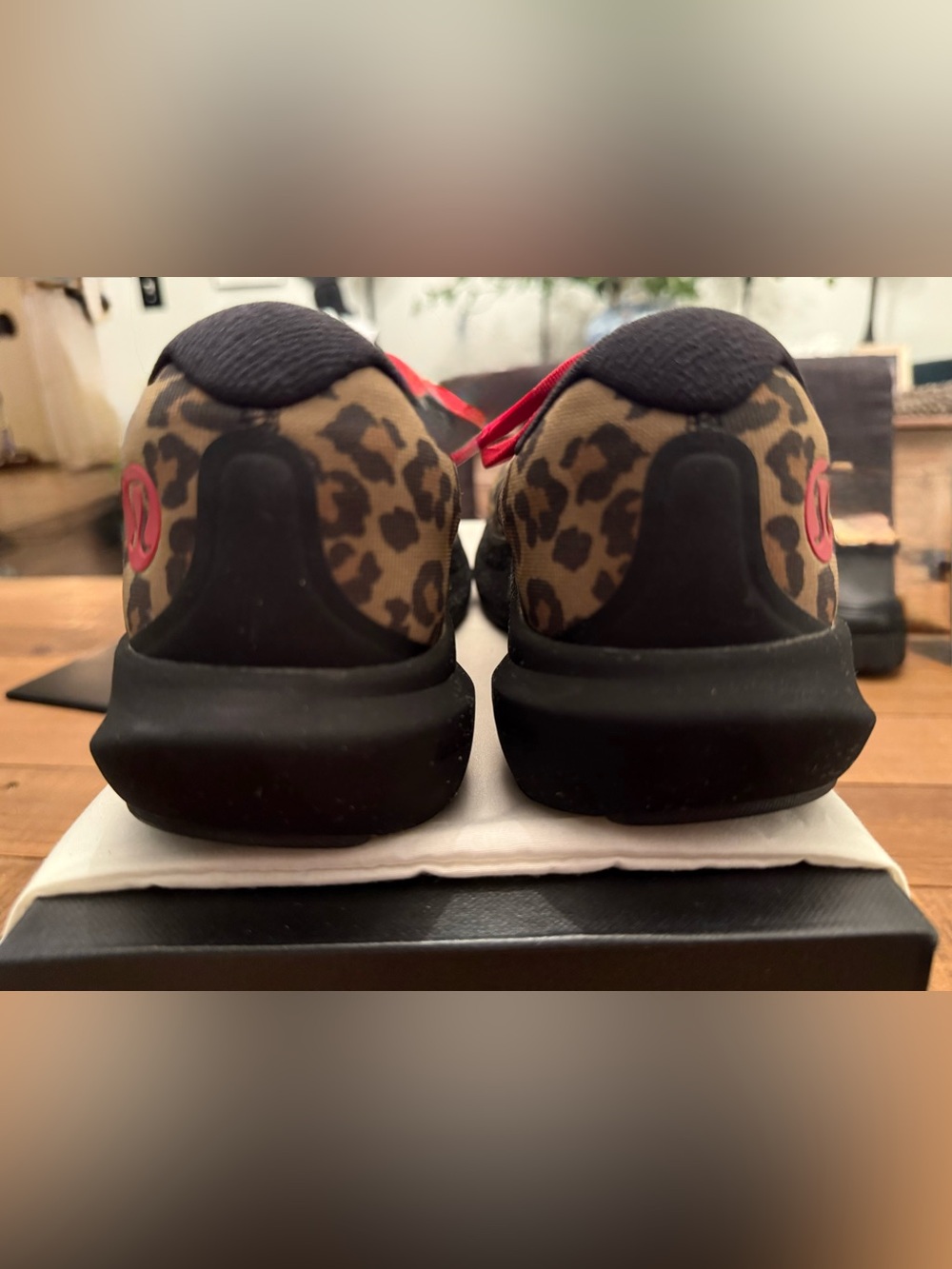 Women's lululemon Wmn Split Shift Running Shoe True Leopard Multi/Black/Safari 9 - Picture 4 of 12